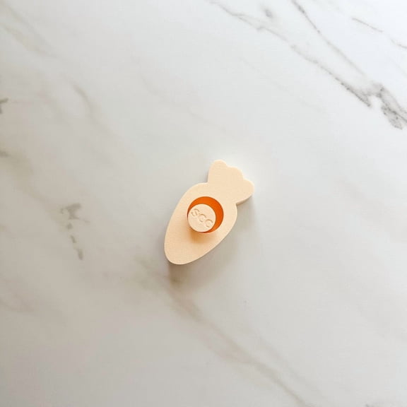 CARROT CUT-N-PUSH CAKE POP MOLD BY SWEET CUT CO.