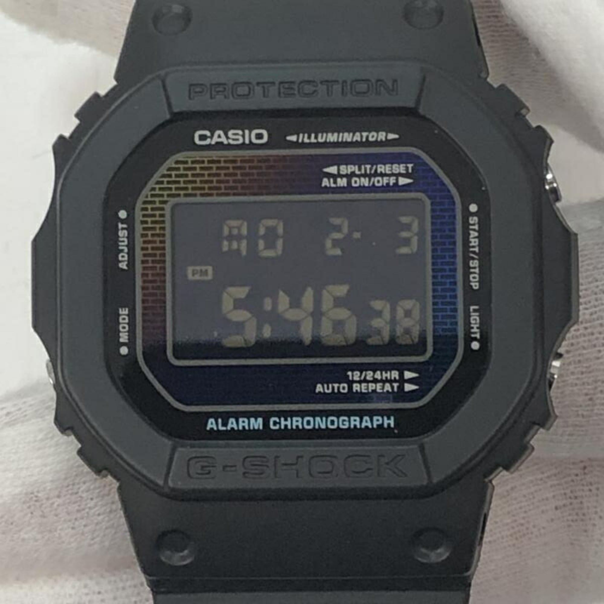 新品 G-SHOCKRainbowBrickWall DW-5600RW-1JF CASIO G-SHOCK DW-5600RW-1JF Rainbow Brick Wall Series
