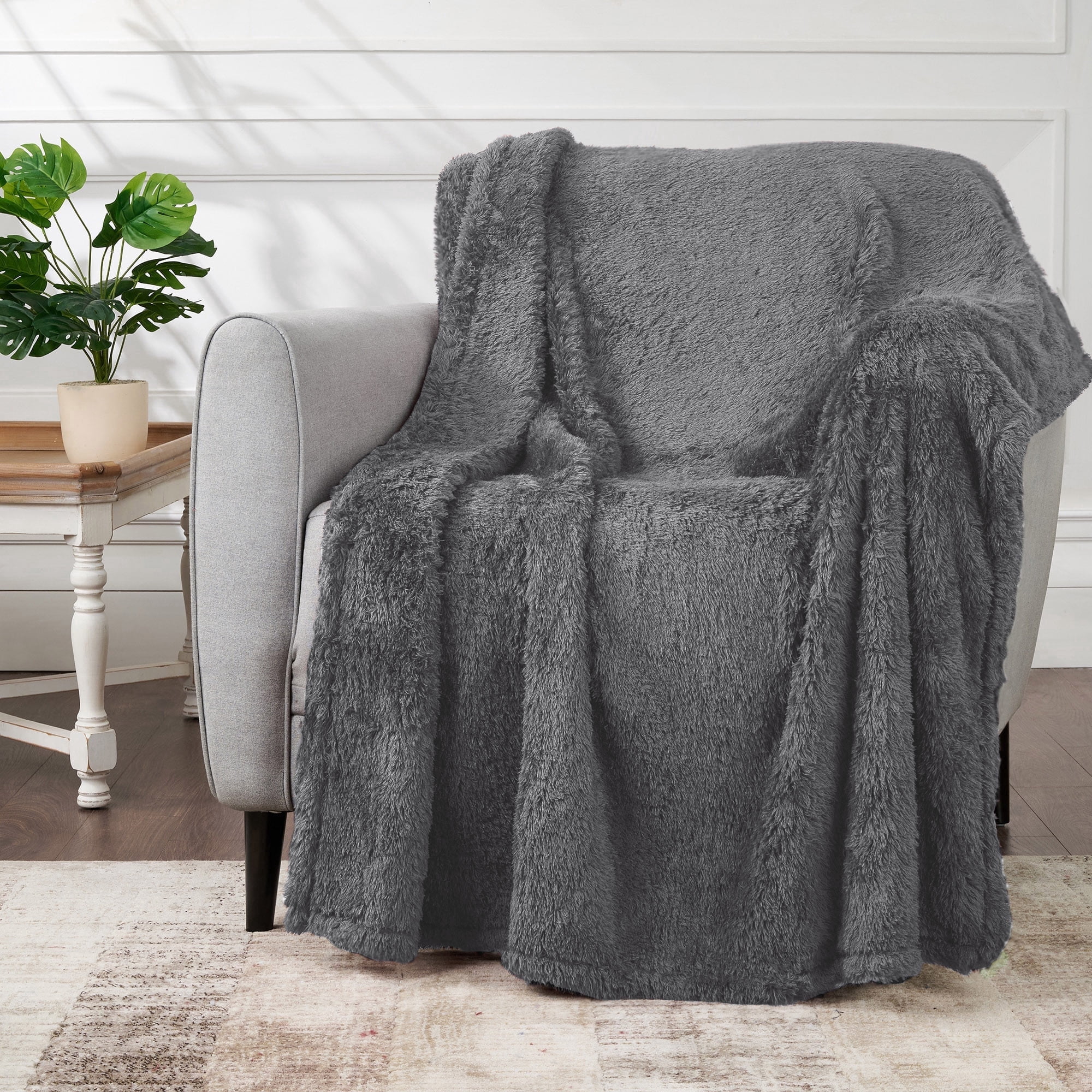 CBCHome Cozy Chenille Sherpa Throw Blanket - Soft, Plush, Fluffy Sofa and Bed Throw, Great Gift for Women, Teens - All Season Home Décor (Frost Gray, 90" x 108")