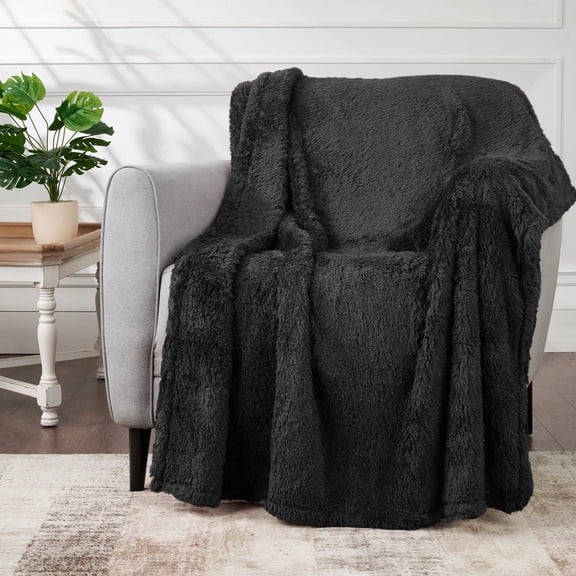 CBCHome Cozy Chenille Sherpa Throw Blanket - Soft, Plush, Fluffy Sofa and Bed Throw, Great Gift for Women, Teens - All Season Home Décor (Jet Black, 50" x 60")
