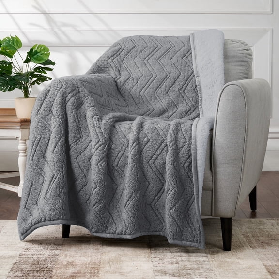 CBCHome Cozy Chevron Sherpa Throw Blanket - Soft Reversible Plush Couch & Bed Throw - Great Gifts for Women, Mom, Friends (Grey, 50" x 60")