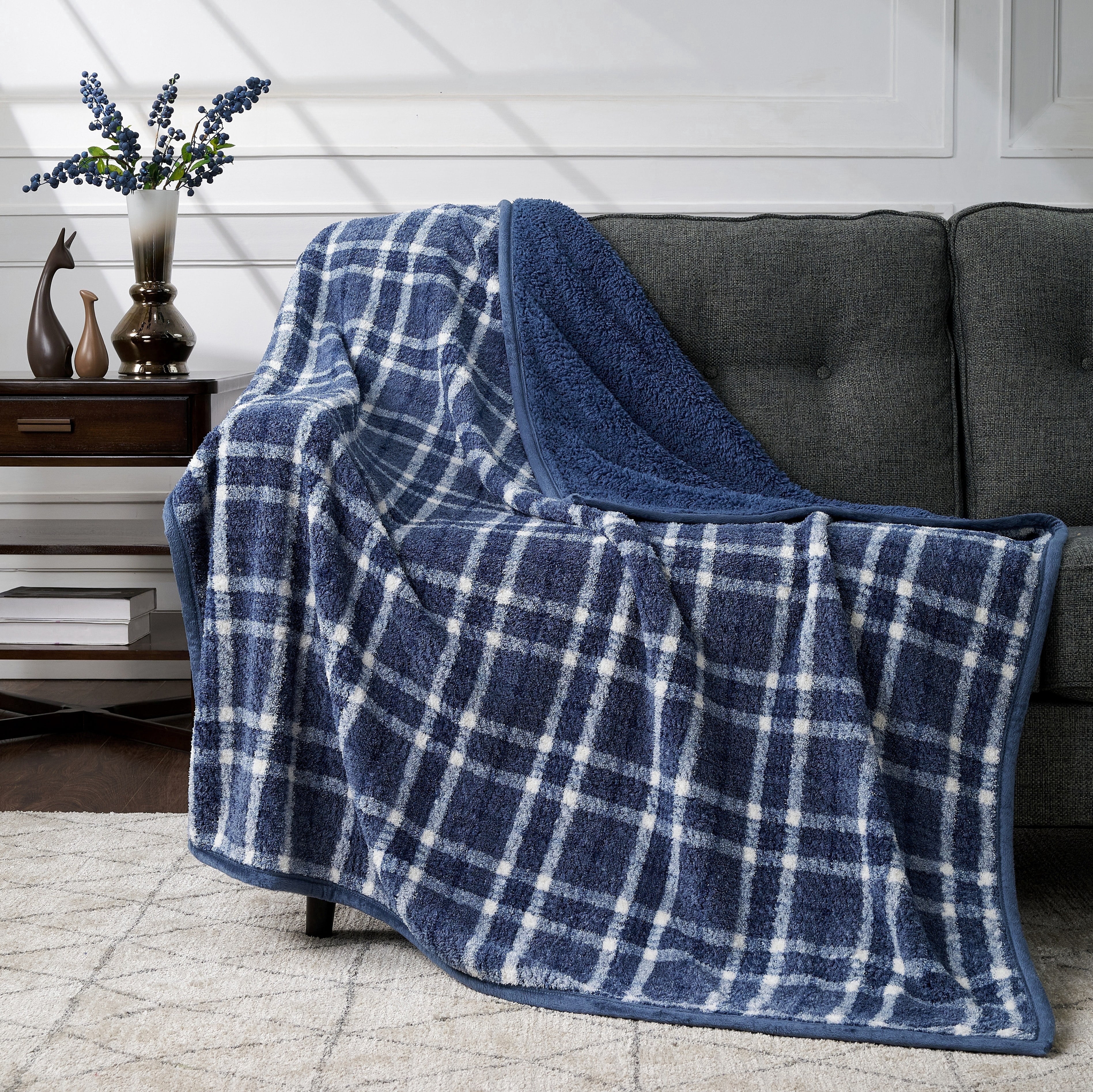 CBCHome Reversible Soft Sherpa Throw Blanket - Cute and Cozy Thick Throw for Couch, Warm Gifts for Women (Blue Plaid, 50" x60")