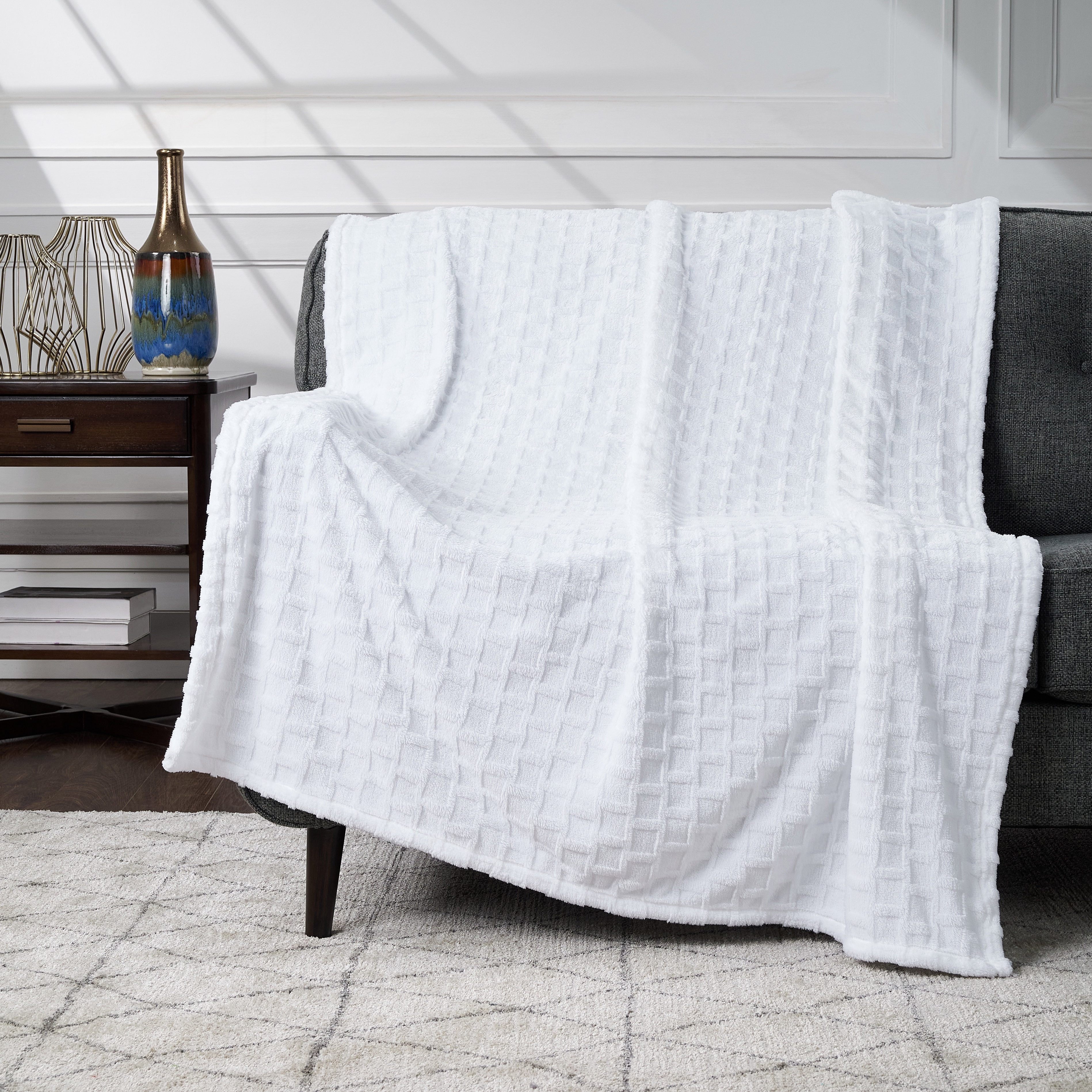 CBCHome Velvet Plush Jacquard Tile Throw Blanket for Couch - Buttery Soft, Cozy Throw, Cute Gifts for Women (Bright White, 50" x 60")