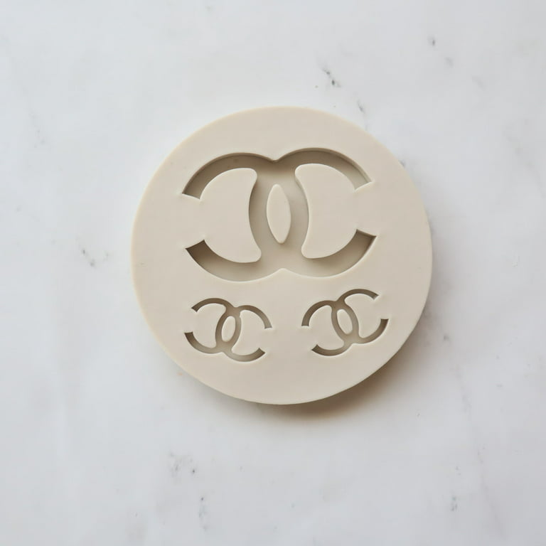 chanel logo chocolate mold
