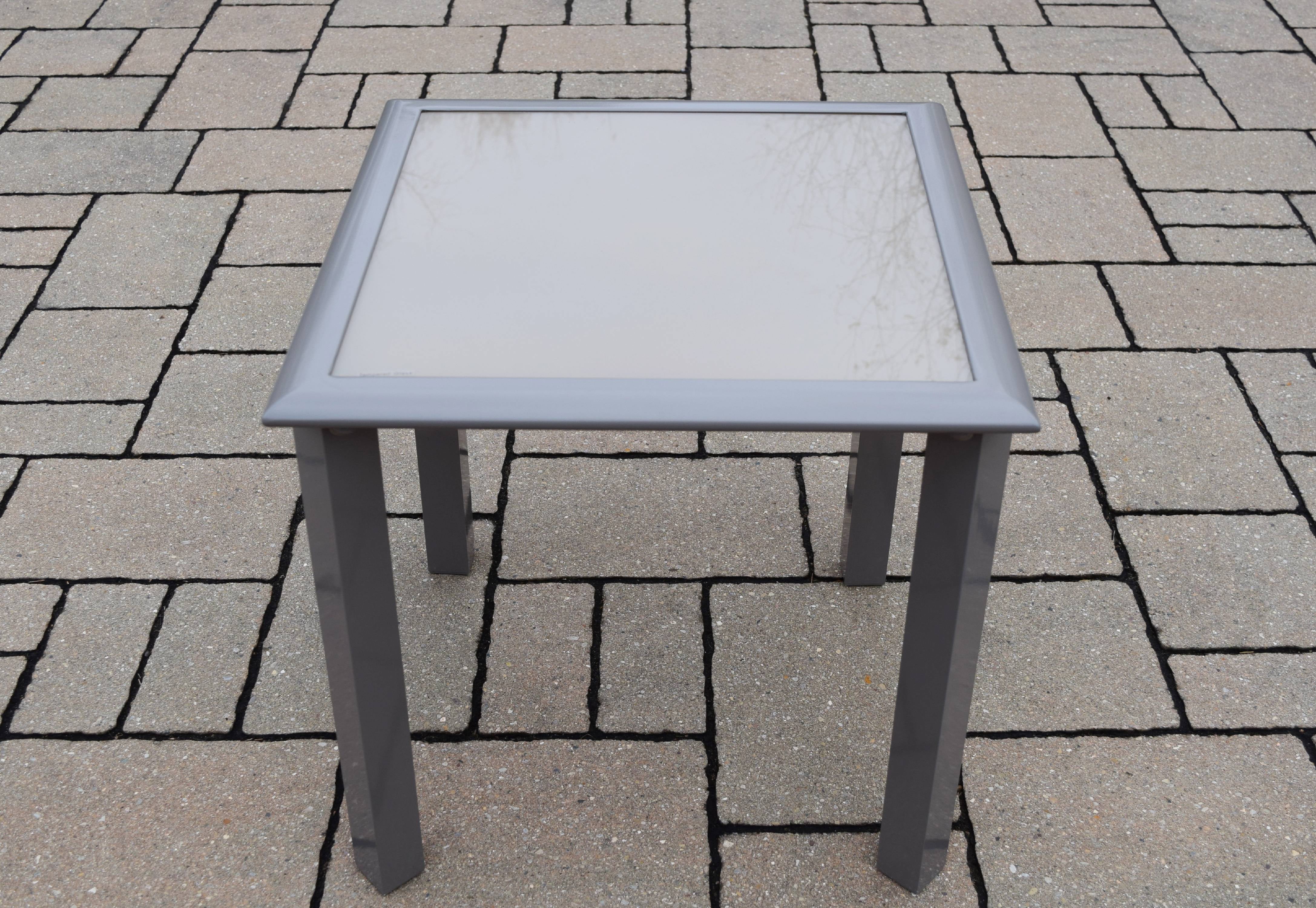 18" Sand-Colored Chic Outdoor Glass-Top Aluminum Side Table