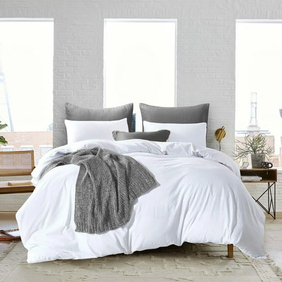 CCNY Duvet Cover with 2 Matching Pillowcases 100% Microfiber Super King Plus Size Solid Pattern, Zipper Closure Corner Ties (White)
