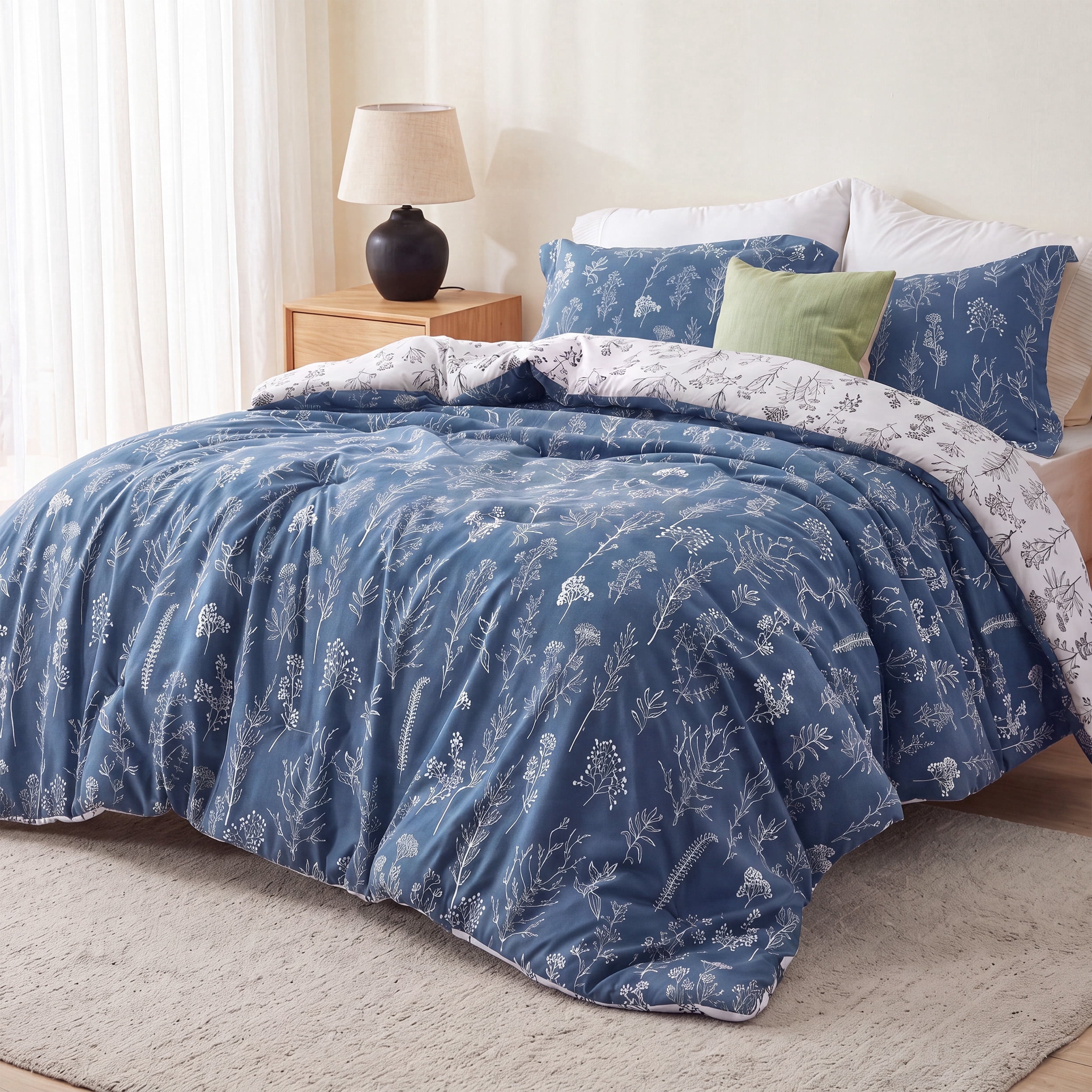 U Bedsure U by Bedsure 3 Pieces Blue Floral Comforter Sets, 1 Botanical Flowers Reversible Comforter and 2 Pillow Shams, King Size