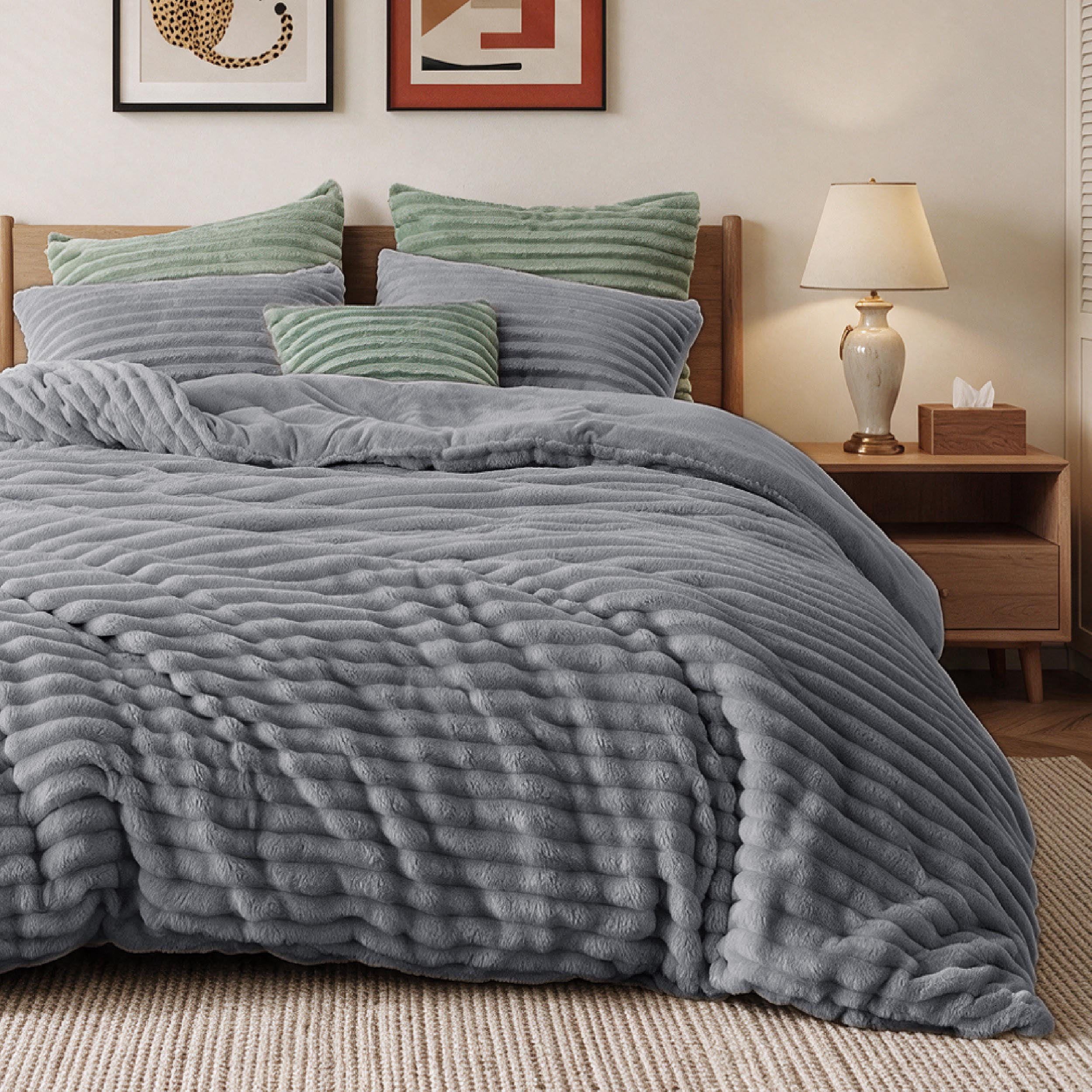 U Bedsure U by Bedsure Fluffy Gray Comforter Set Queen, 3 Pieces Super Soft Faux Fur Fleece Queen Bedding Set, 1 Luxury Shaggy Fuzzy Comforter with 2 Pillowcases
