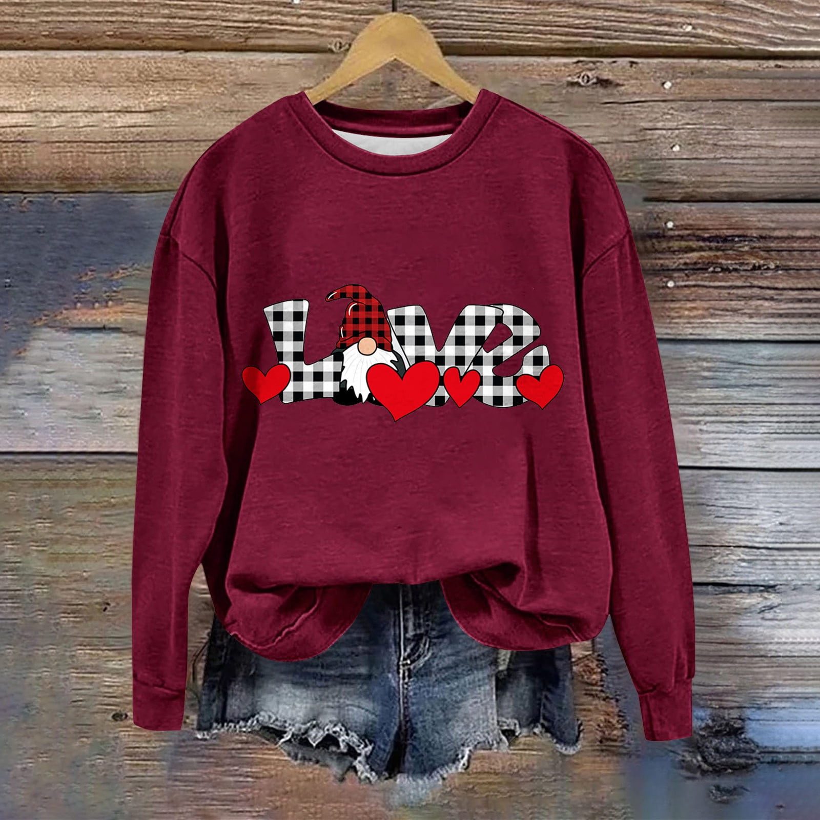 CFLVAEK Valentines Day Sweatshirts for Women Cute Love Gnomies Print