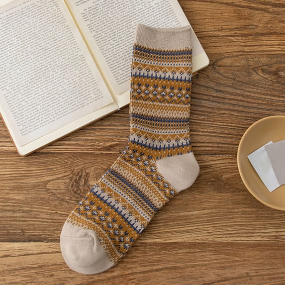 CFMIURAN Women's Socks Multicolor Retro Ethnic Style Casual Pattern Socks White One Size