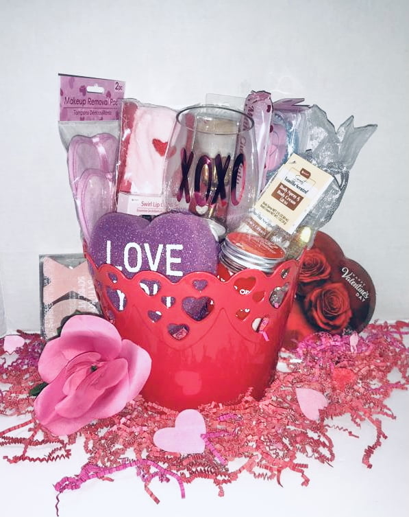 CGT Premade Valentine’s Day Spa Gift Basket for Women Relaxation