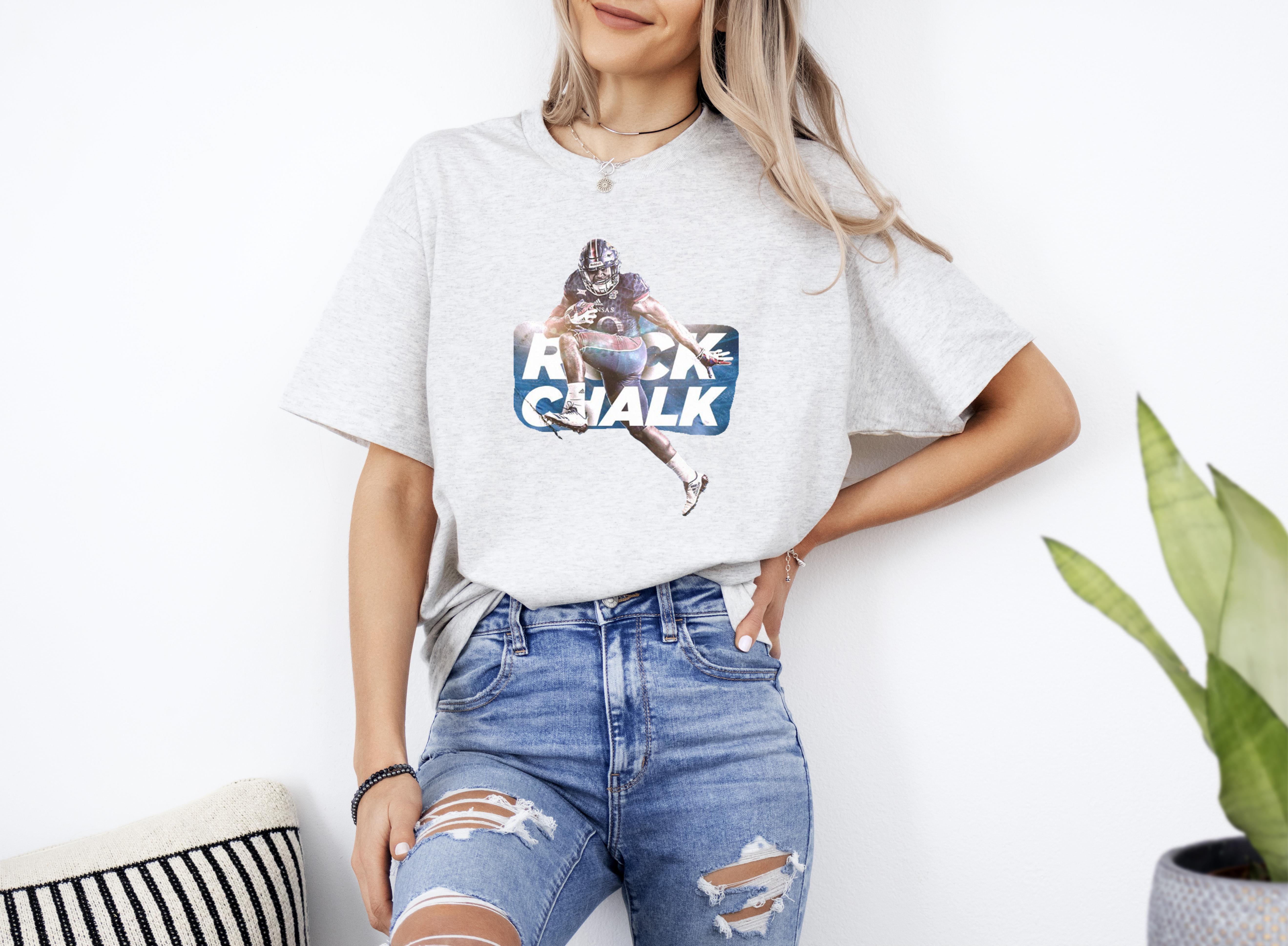 CHALK UNISEX TSHIRT GIFT FAN