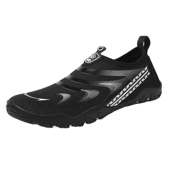 CHICVOMEY Comfortable Water Shoes for Women Men Lightweight Quick-Dry Aqua Shoes Stylish Slip-On Beach Shoes Ideal for Beach & Swimming