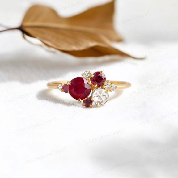CHIRAGEMSJEWEL 4MM /0.25Ct Round Shape Garnet Engagement Ring - January Birthstone Diamond Cluster Ring , Wedding Gift for Bridal