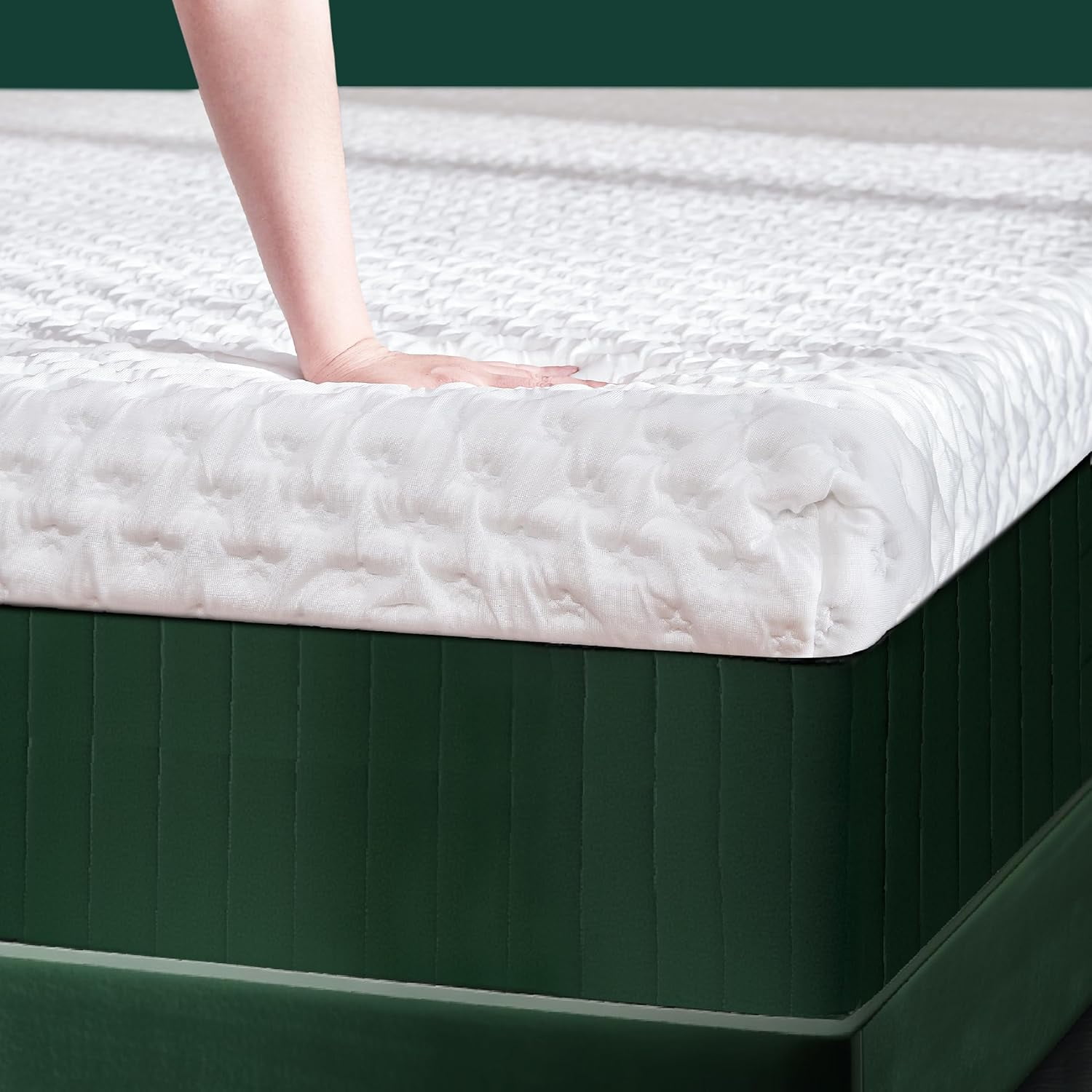 CHUN YI 4 Inch Cooling Memory Foam Mattress Topper Queen, Gel Infused