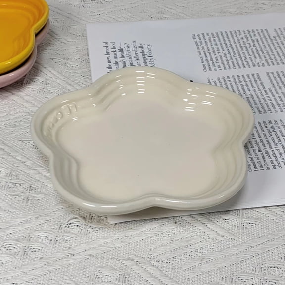 CHUNTIAN Plum Blossom Small Plate 14cm Sauce Plates French Cool Color Cake Dish Gradual Spit Bone Dishs Tableware Ceramic Dessert