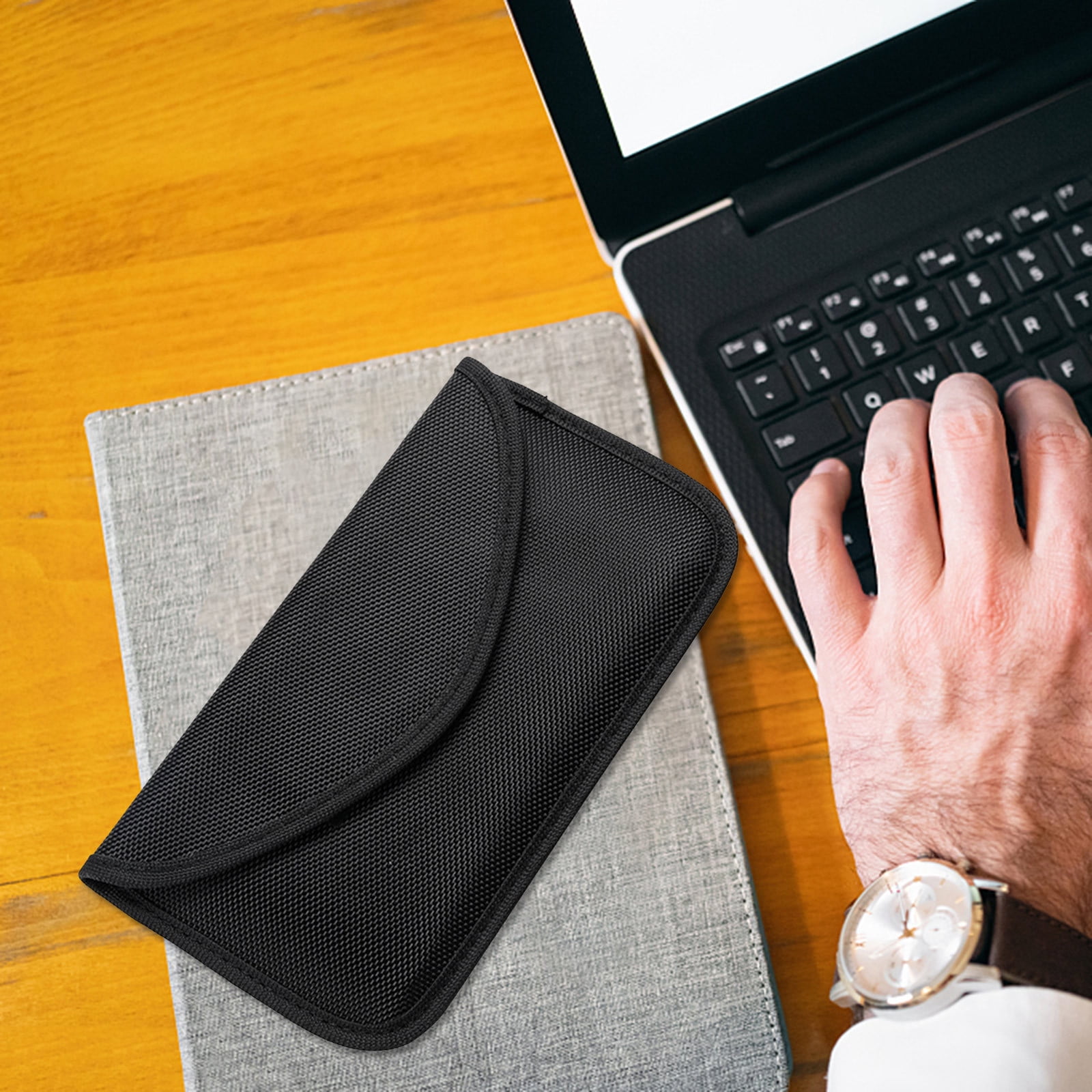 CHXonu RFID Blocking Bag Pouch Cage Key Fob Protector Signal Blocking