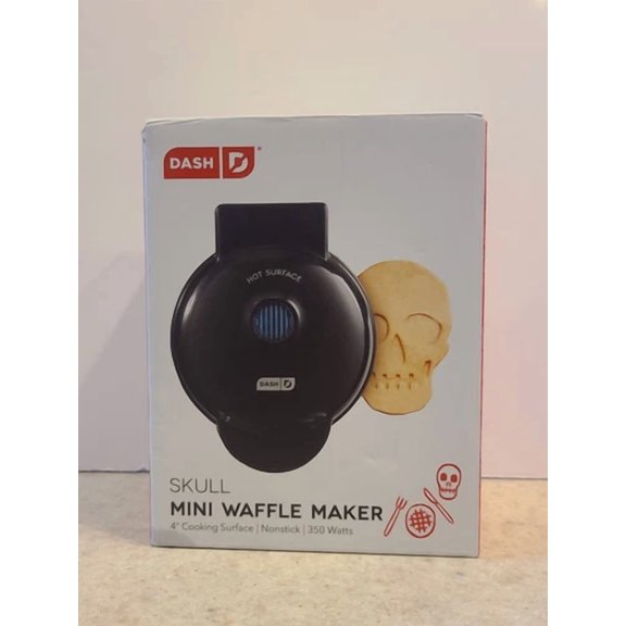 CIRCLE- Dash Skull Mini Waffle Maker Non Stick 4" Cooking Surface Black - New!
