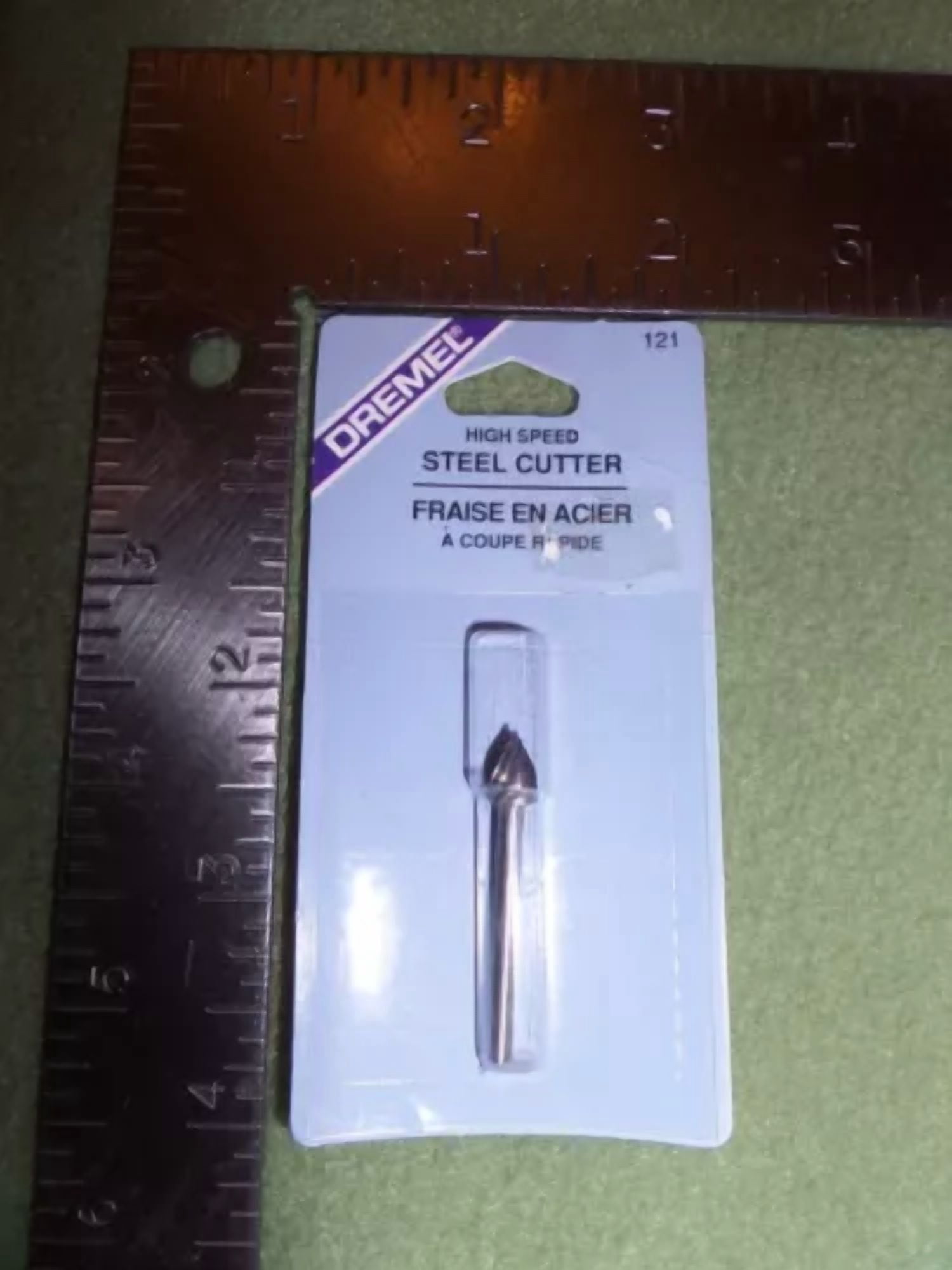 CIRCLE- Lot Of 2 Dremel 121 High Speed Steel Cutter Teardrop 1/4", 1/8" Shank Bits