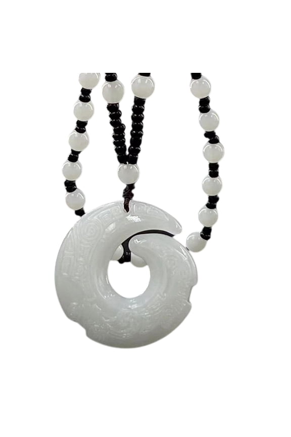 Elegant Obsidian Pendant Necklace Accessory Dainty Collarbone Chain with Round Jade Pendant for Fashion Lovers
