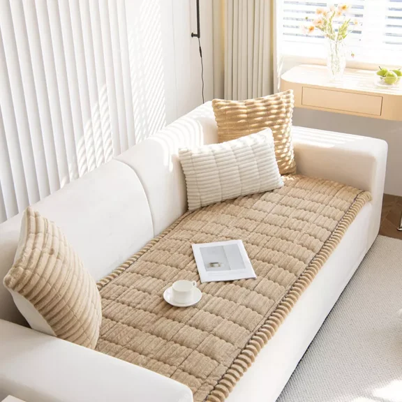 CJC Thicken Sofa Cover Quilted Pet Sofa Pad Winter Non-Slip Warm Plush Cushion