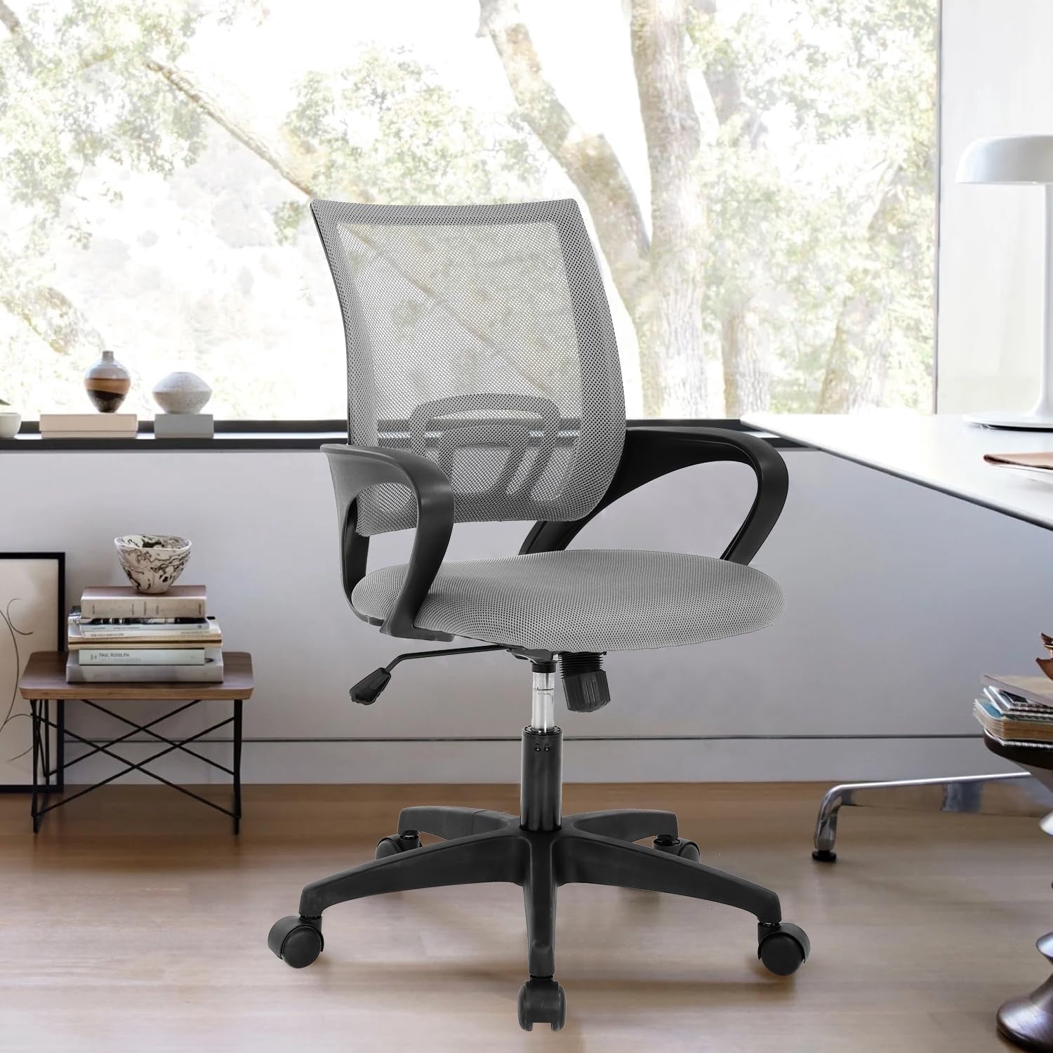 CL.HPAHKL Ergonomic Task Office Chair, Mesh Computer Chair with Lumbar Support Adjustable Mid Back Swivel Rolling Chair with Armrests, Ideal for Home Office & Study, Grey