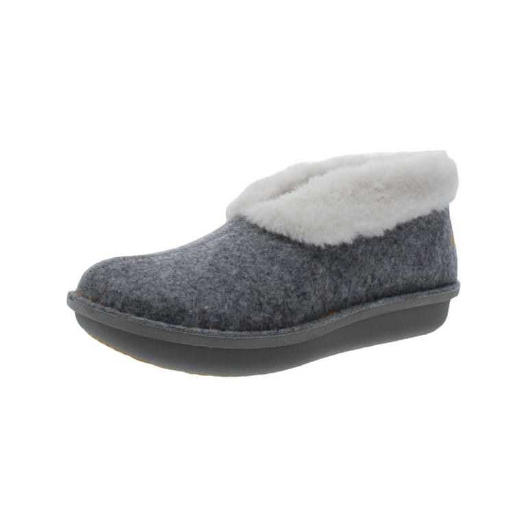 CLARKS Step Flow Low Women Adult shoe size 7 Casual 26146035 Grey