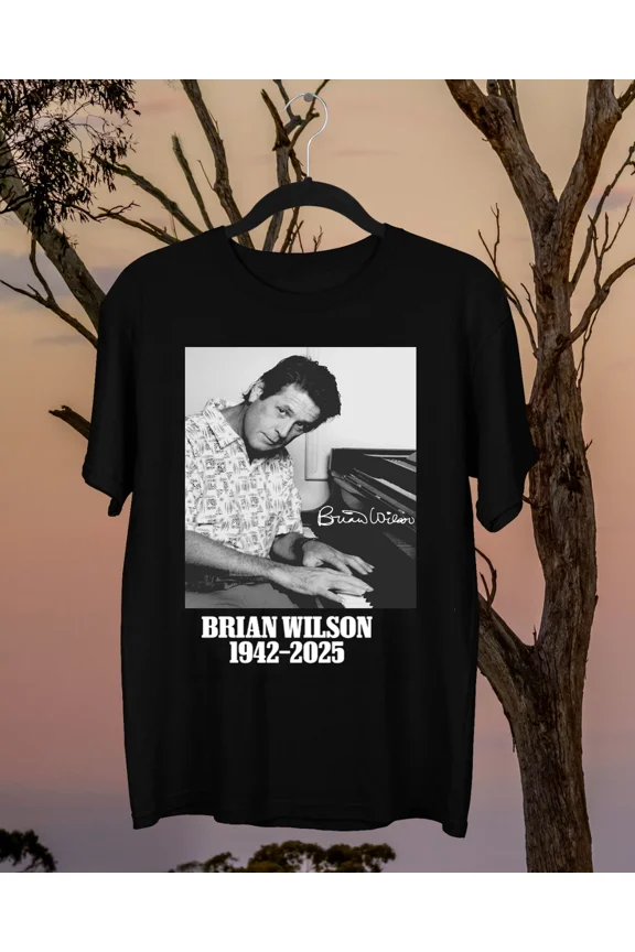 CLASSIC New Popular Brian Wilson 1942 2025 Gift For Fan S-5XL T-shirt