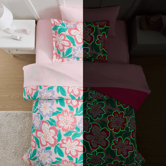 CLD COLLECTIONS Twin Girls 5-Piece Bed in a Bag, Glow in the Dark Kids Comforter Bedding with Sheet Set