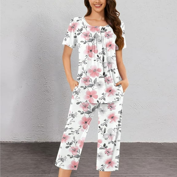CLOISE Pajama Sets Women Two Piece Comfort Short Sleeve Sleepwear Tees and Comfortable Capri Pants with Pockets Loungewear Sets Soft Button Pleated Flower Printed Trendy Pjs