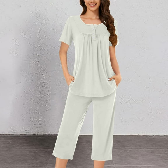 CLOISE Pj Set Women 2 Piece Soft Short Sleeve Sleepwear Tops and Casual Capri Pants with Pockets Pajama Sets Cozy Button Plisse Solid Classic Pajamas