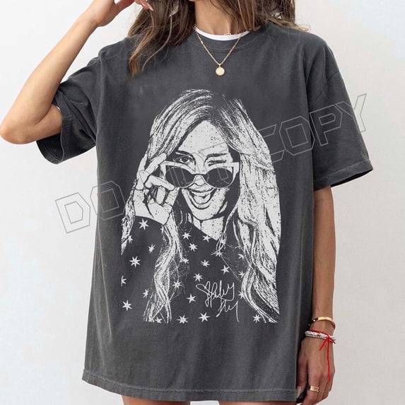 CLOTEX Comfort Colors Hilary Duff The Lucky Me Tour 2026 T-Shirt unisex tee, Graphite M