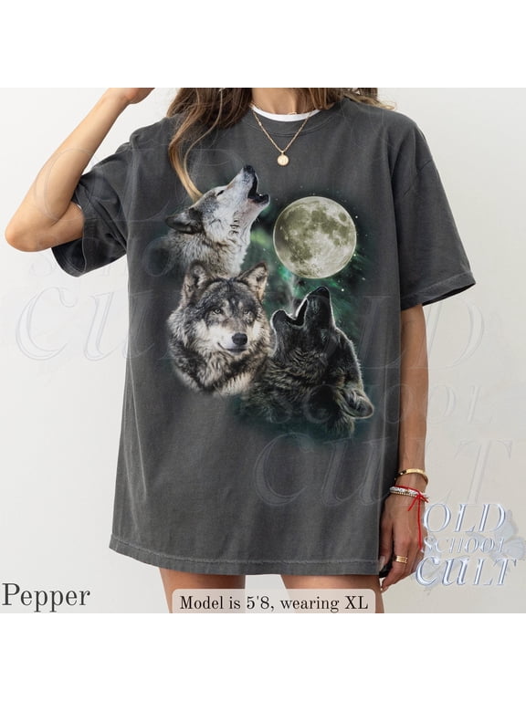 Howling Wolves Vintage 90s Graphic Shirt, Retro Comfort Colors® Wolf Moon Tee, Wild Free, Loyal Wolf Retro Top,Grey Wolf Tee, Moss S