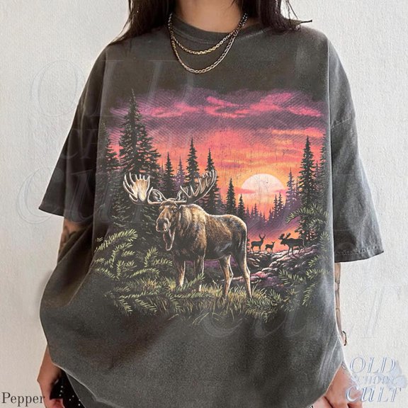 CLOTEX Moose Wildlife Vintage 90s Graphic T Shirt, Retro Forest Outdoor Aesthetic Nature Tee, Black S