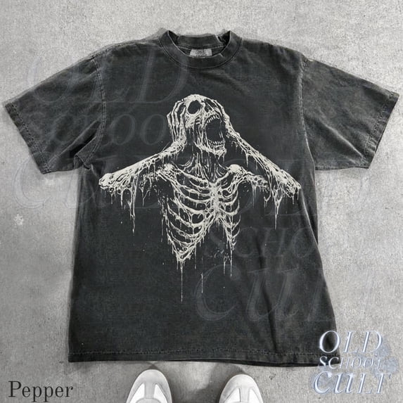 CLOTEX Screaming Skeleton T Shirt Scary Horror Graphic Tee, Creepy Ghoul Undead Vintage Retro Spooky Goth Costume Halloween Top Unisex Tshirt Gift, Black S