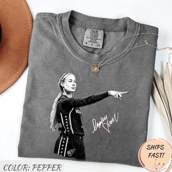 CLOTEX Sophie Cunningham Pointing Signature Shirt, Vintage Basketball Comfort Colors Tee, Sports Fan Graphic Unisex Gift, Pepper S