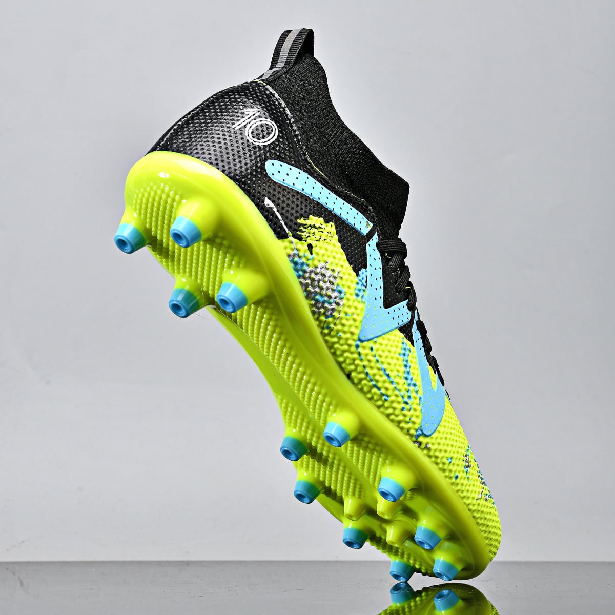 womens indoor soccer cleats