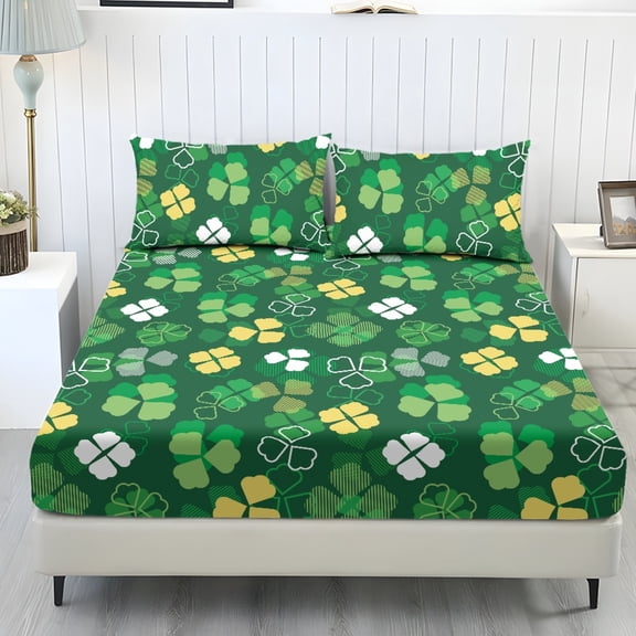 COEQINE Queen Sheet Set 3 Pieces Bedding Set, Comfort Fade Resistant Fitted Sheet with 2 Pillowcases, Winter Bottom Bedsheet Easy & Secure Fit for St. Patrick's Day Decor, Modern Clover Green