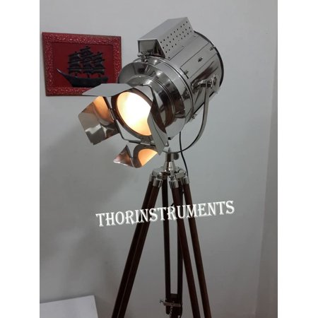 COLLECTIBLE MARINE SEARCH LIGHT CHROME w/BROWN WOODEN TRIPOD STAND