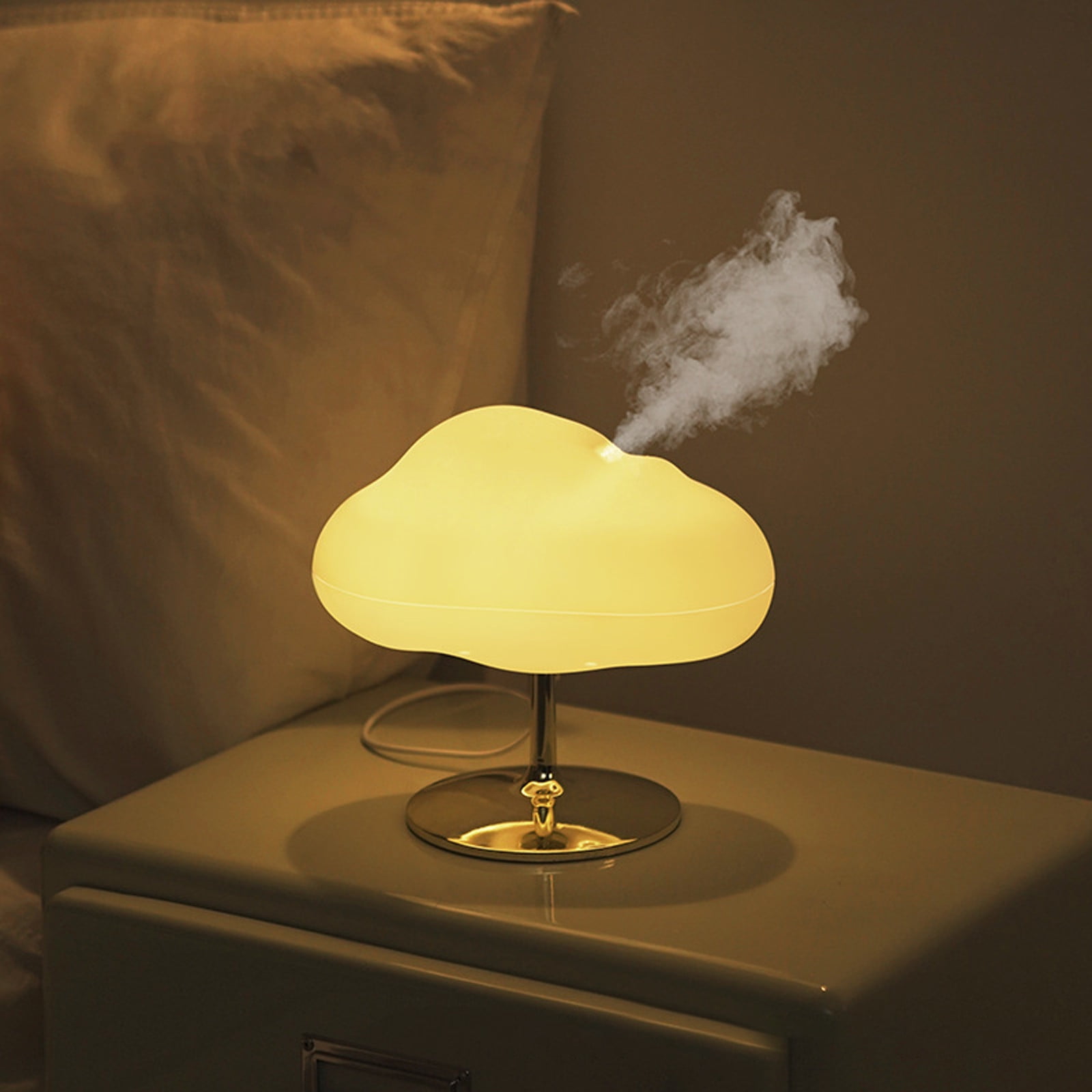 COM1950s Aromatherapy Humidifier and Essential Oil Diffuser,270Ml Usb Portable Ultrasonic Cool Mist with 7 Color Changing Night Light,Quiet Air Humidifier for Bedroom Office Home,White