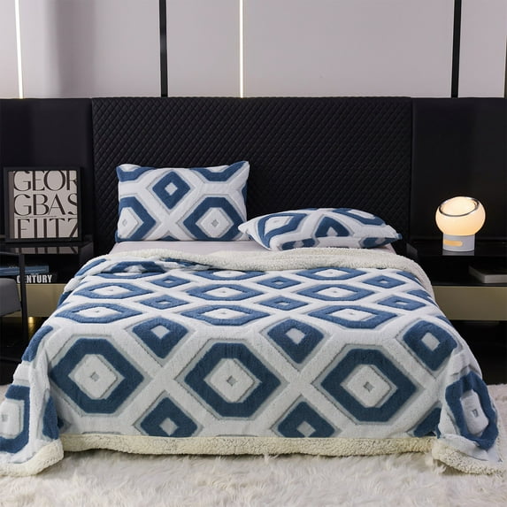 COM1950s Double Layer Lambskin Throw Blanket,Soft and Warm Fleece Blanket for Adults,Cozy Design for Sofa Bed,Machine Washable All Seasons