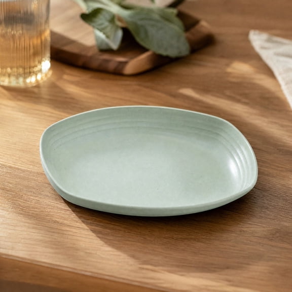 COM1950s Oval Serving Platter, Plastic Dinner Plate for Everyday Meals, Multipurpose Serving Tray for Home Kitchen Use