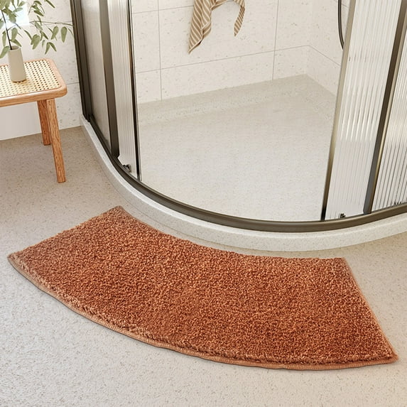 COM1950s Soft Curved Bath Mat,Non-Slip Water Absorbent Shower Rug,Fan Shaped Safety Mat for Bathroom Doorways