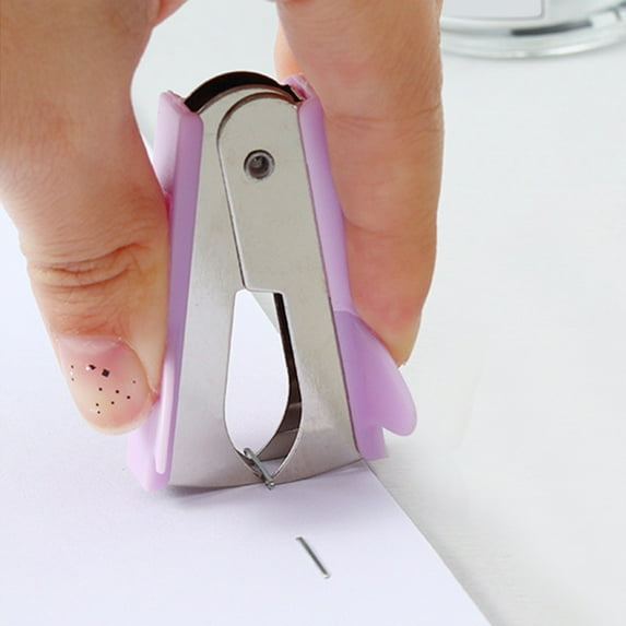 COM1950s Staple Remover for Office,Mini Portable Design with Ergonomic Grip,Efficient Desk Tool,Compact Size 2X1.6X0.8In