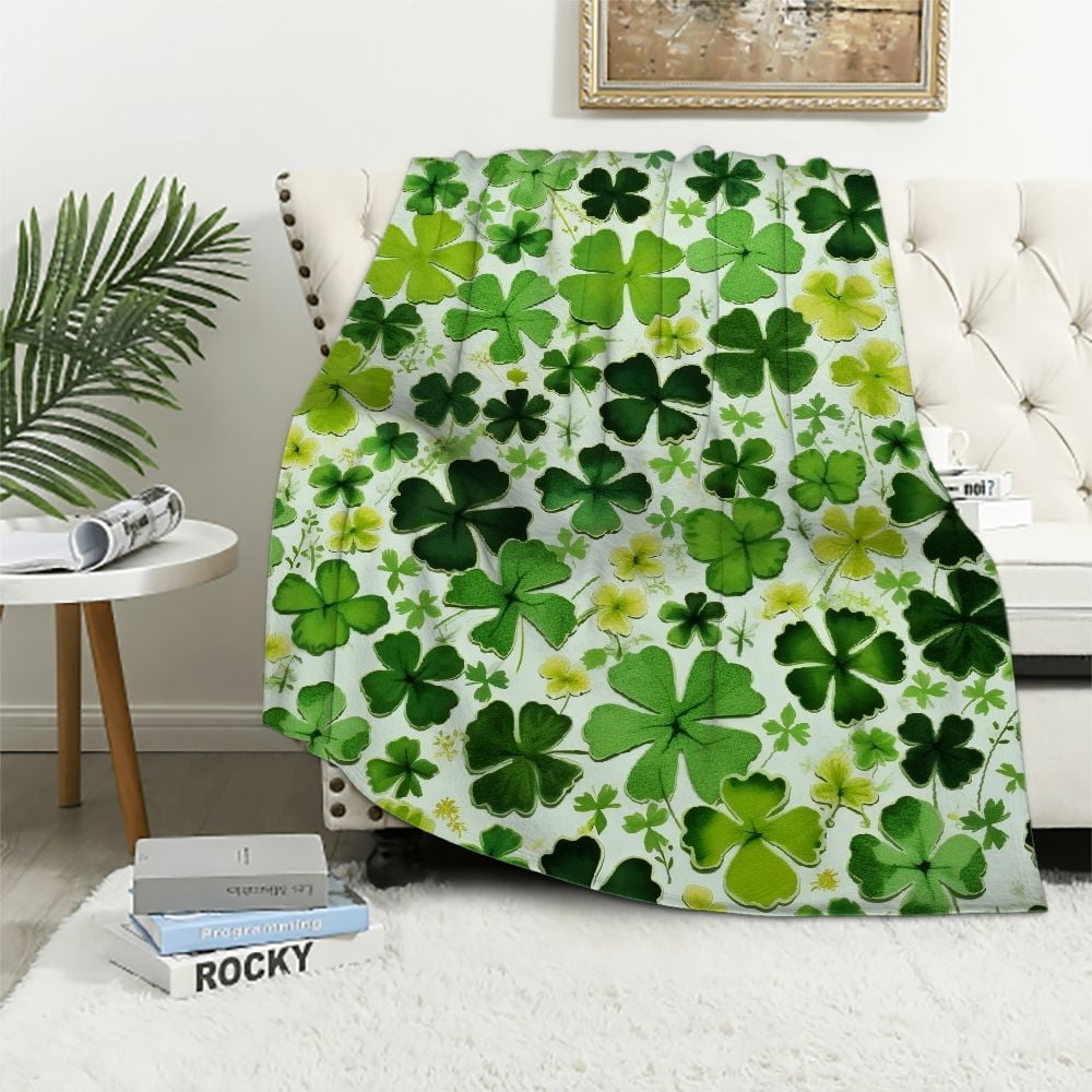 St Patrick's Day Shamrock Print Pattern Blanket
