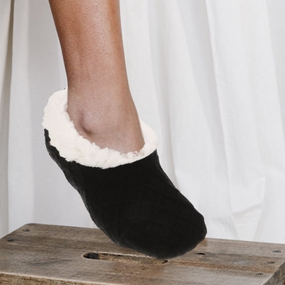 COMPUKAS Women's Funny Animal Slipper Socks, Black Non- Cozy Socks, 1 Pair Comfortable and Warm