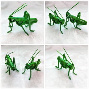 COOPHYA Green Aluminum Locust Figurine Decorative Model, Realistic Simulation Insect Sculpture, 1 Piece
