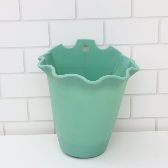 COSMOBETTY 1Set Green Plastic Wall Hanging Flower Pot for Railing Planter 11.8X7.3X6.7In