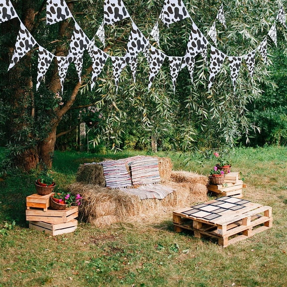 COSMOBETTY Cow Pennant Banner 1 Piece 11.8x7.9in Farm and Western Theme Party Decoration Triangle Paper Flag