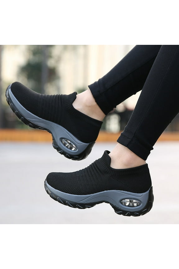 Slip On Running Shoes Women 1 Pair Stylish and Comfortable for Various Athletic Activities in Black